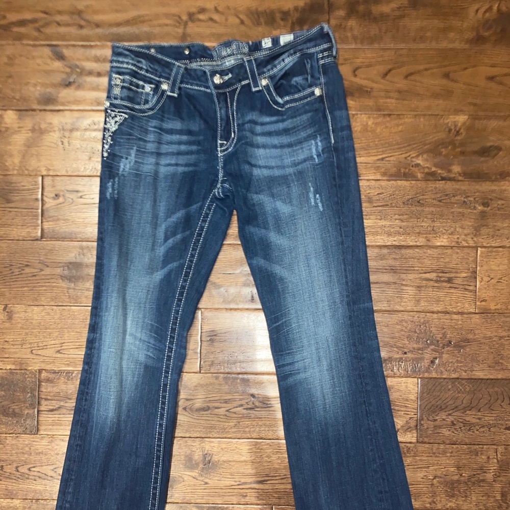 Miss Me Mid-Rise Boot Cut Stretch Jean size 30